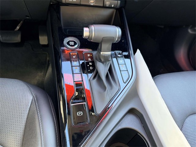 Used 2025 Kia Niro SX image 23