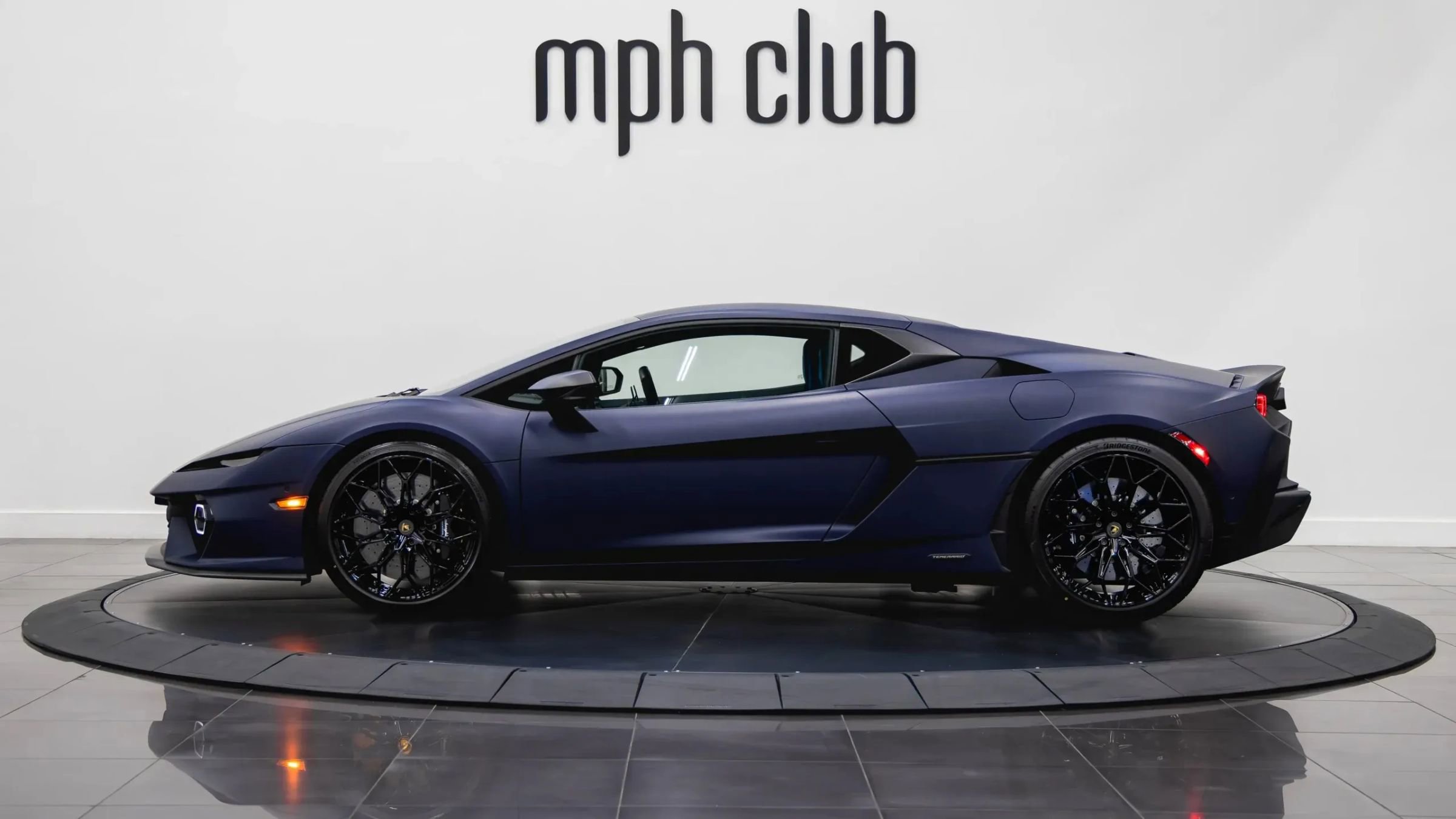 Used 2026 Lamborghini Temerario image 3