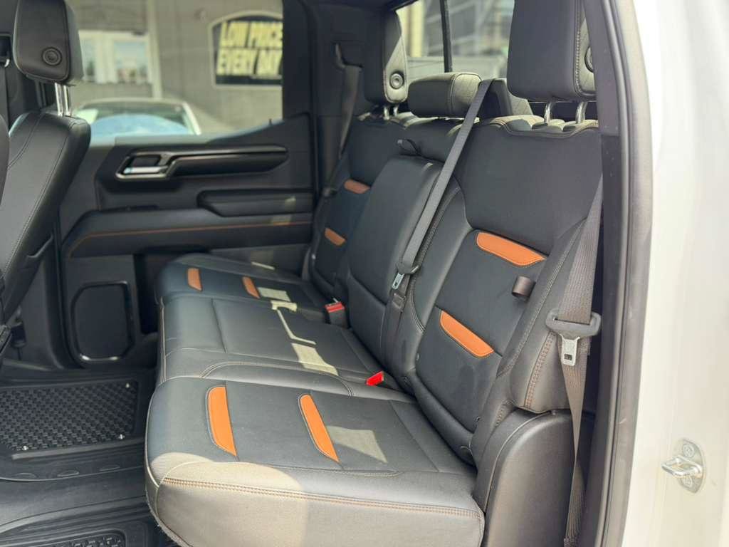 Used 2024 GMC Sierra 1500 AT4 w/ AT4 Preferred Package AWD/4WD image 16