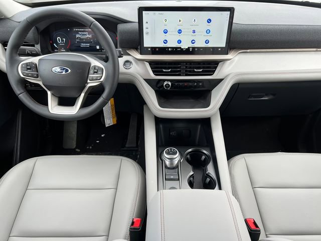 New 2026 Ford Explorer Active w/ Active Comfort Package image 3