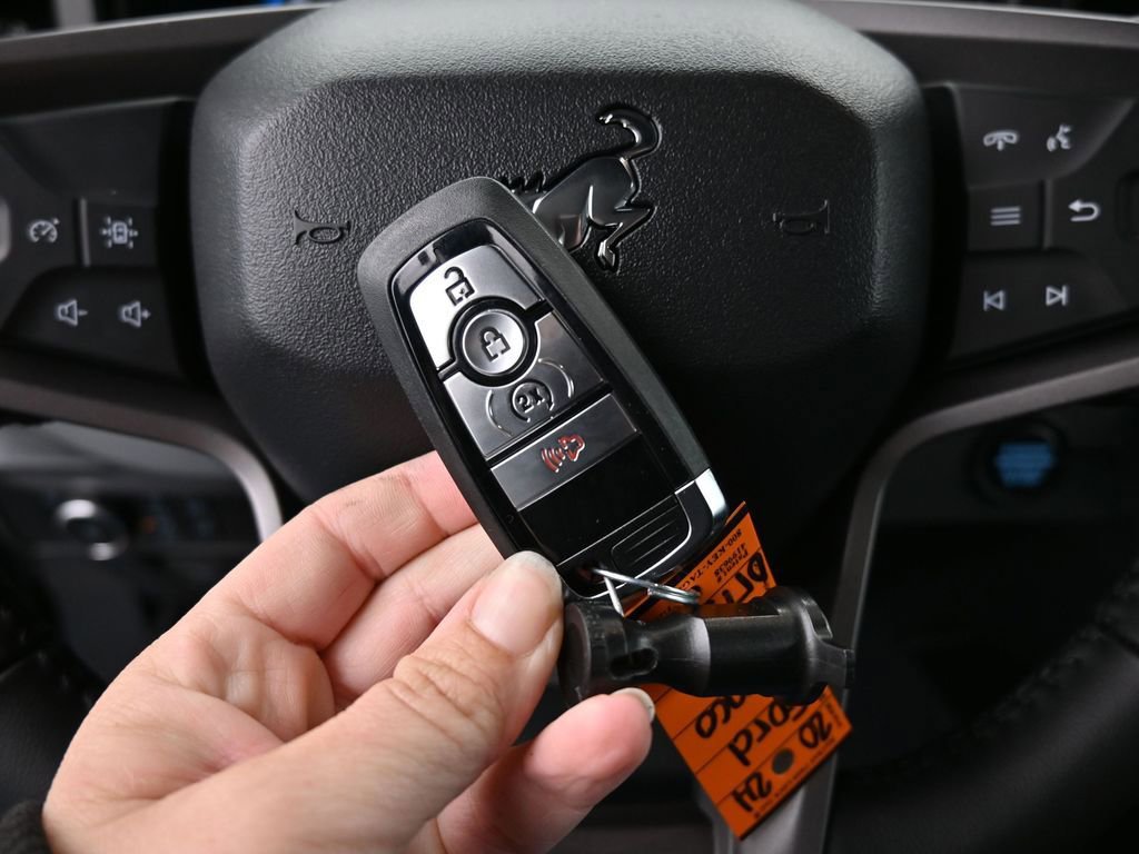 Used 2024 Ford Bronco Black Diamond image 37