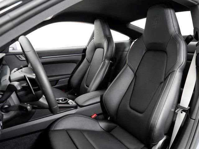 Certified 2025 Porsche 911 Carrera image 5