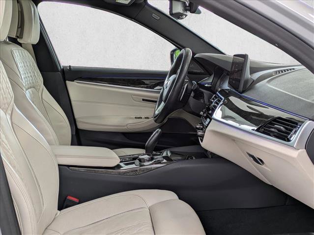 Used 2021 BMW 540i w/ Executive Package image 26