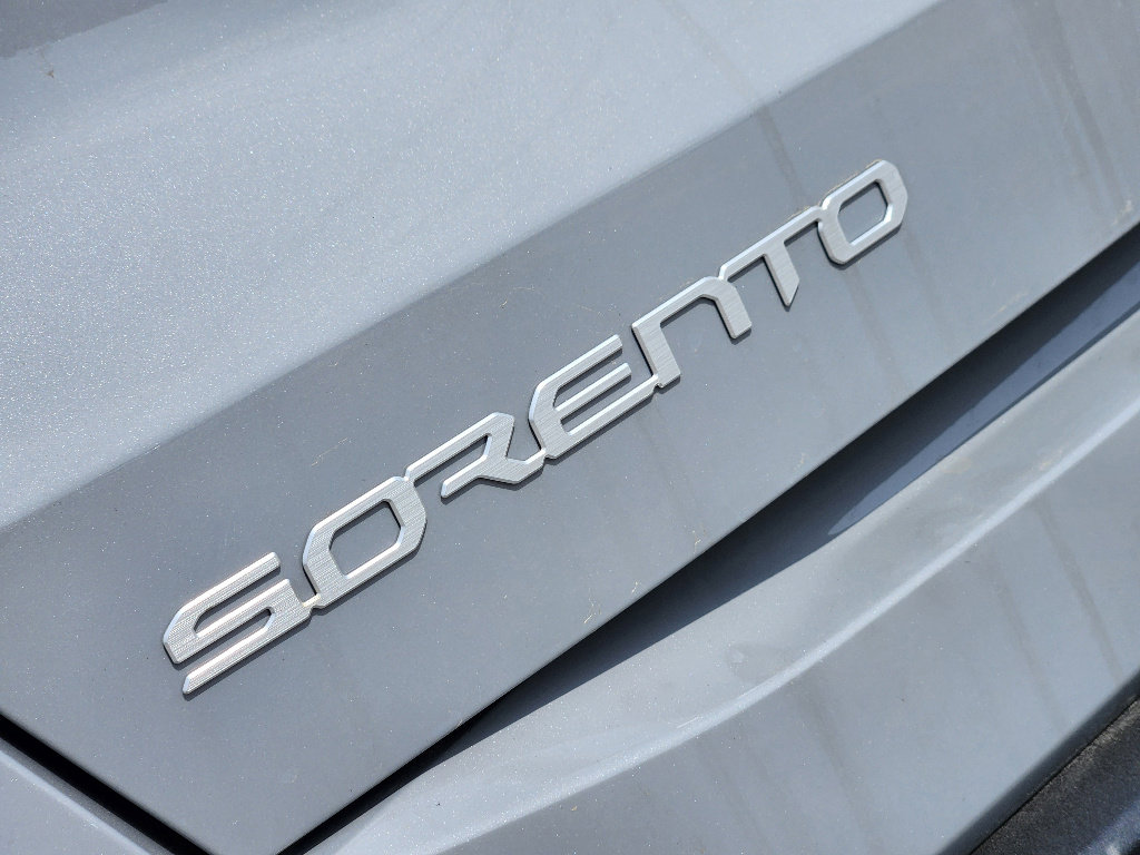 New 2026 Kia Sorento S image 8