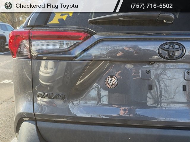 Used 2023 Toyota RAV4 LE image 7