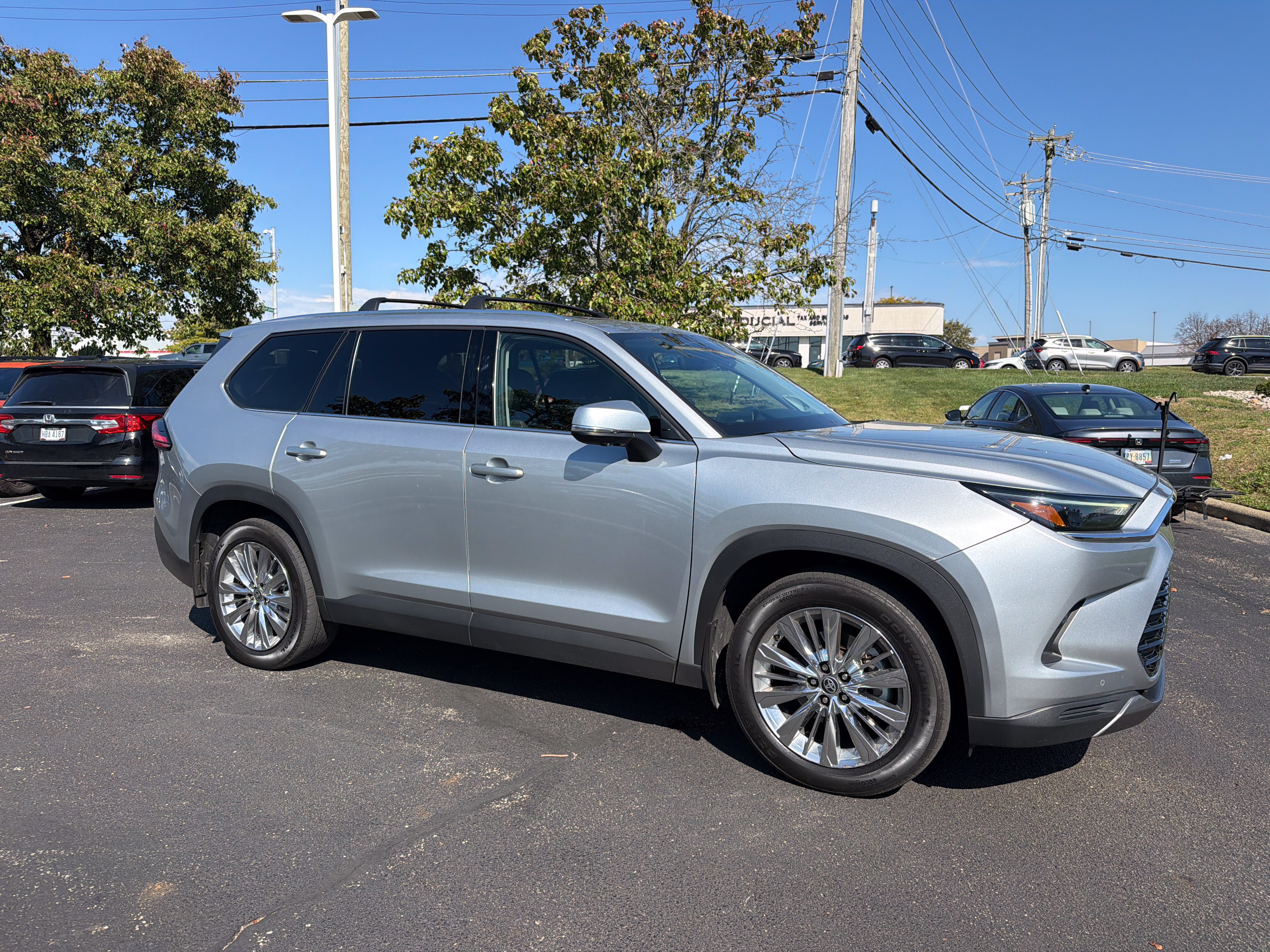 Used 2024 Toyota Grand Highlander AWD image 26