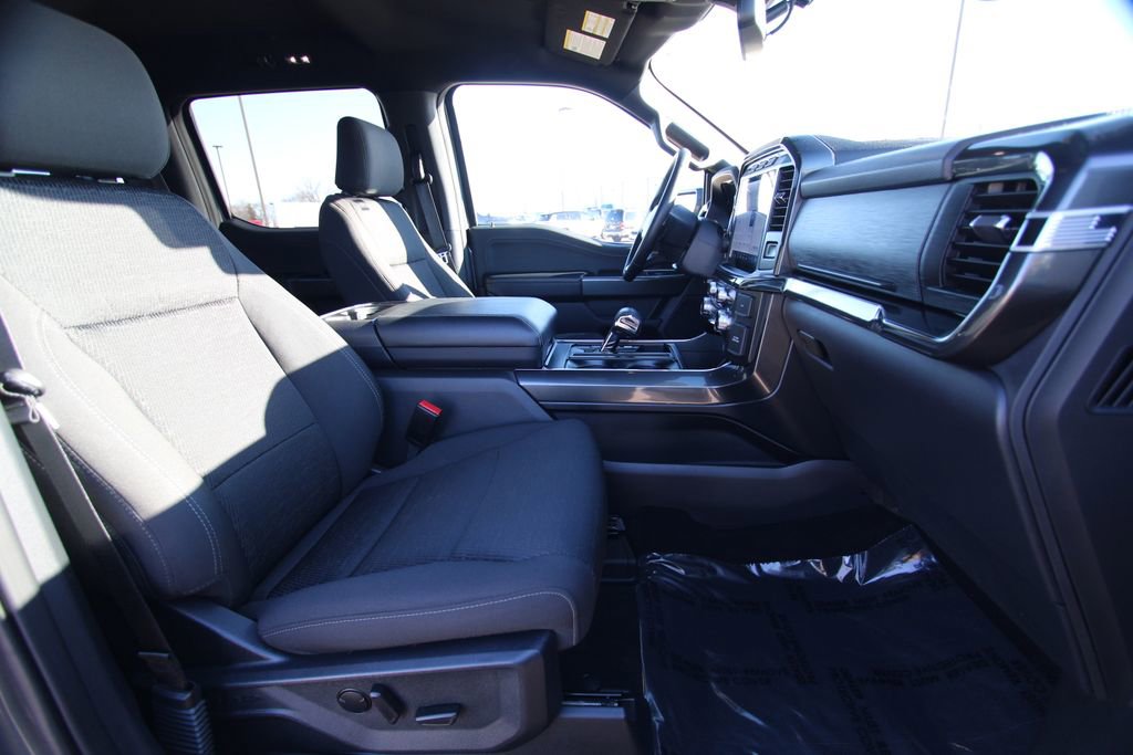 Used 2023 Ford F150 XLT w/ Equipment Group 302A High image 8