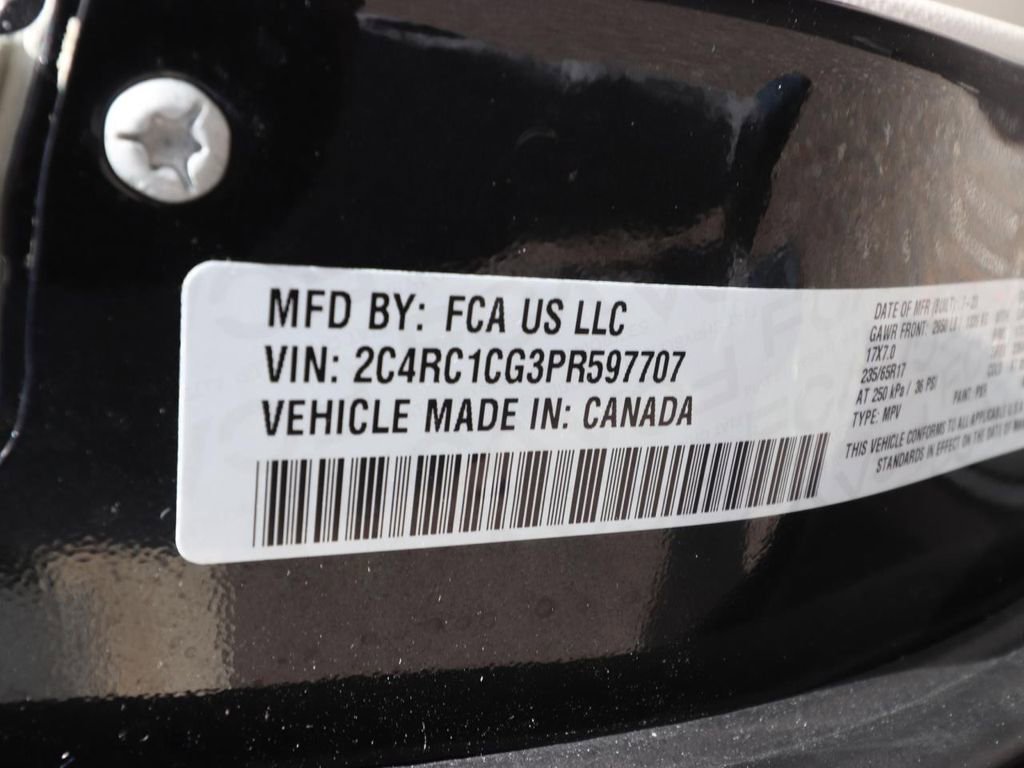 Used 2023 Chrysler Voyager LX image 24