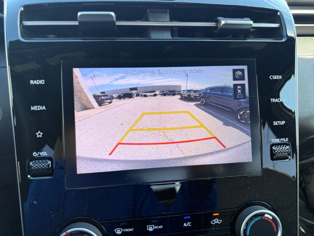 Used 2022 Hyundai Santa Cruz SEL AWD/4WD image 18