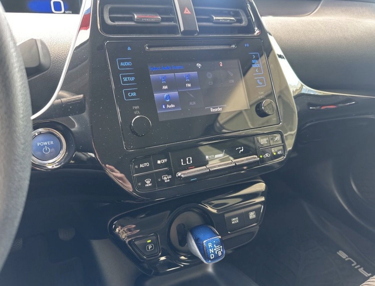 Used 2016 Toyota Prius Two FWD image 18