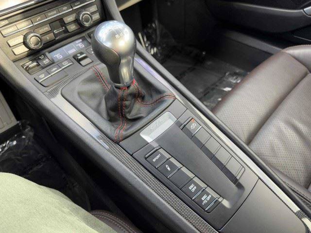 Used 2016 Porsche Cayman GT4 RWD image 32