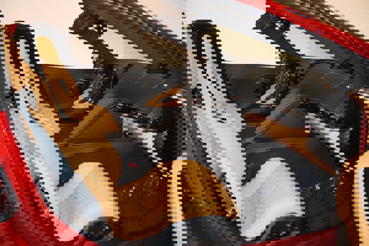 Used 2024 Chevrolet Corvette Stingray Premium Conv w/ Stealth Interior Trim Package image 60