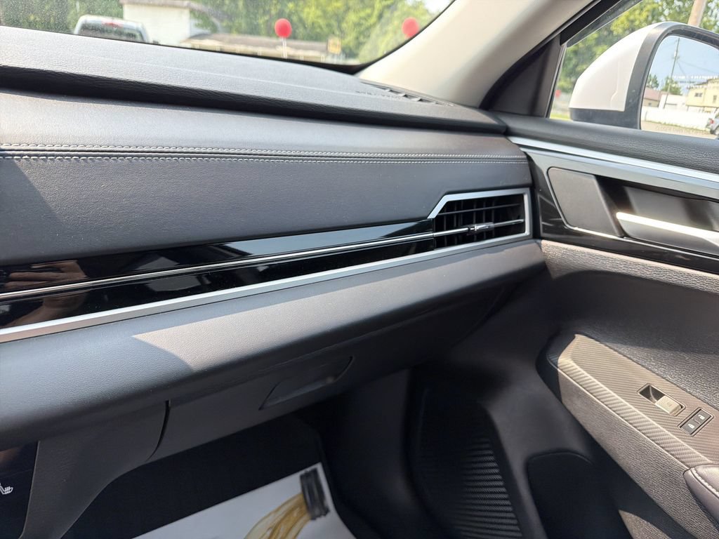 Used 2024 Mitsubishi Outlander SE AWD/4WD image 25