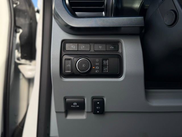 Used 2024 Ford F250 Limited image 13