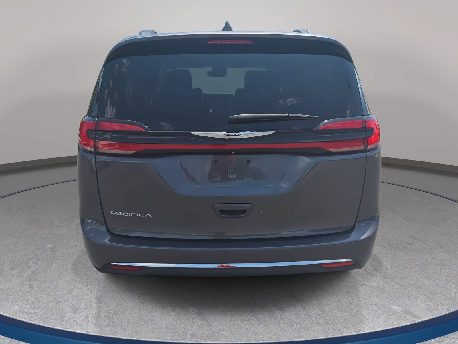 Used 2022 Chrysler Pacifica Touring-L FWD image 6
