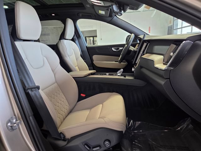 New 2026 Volvo XC60 T8 Plus w/ Protection Package Premier AWD/4WD image 17