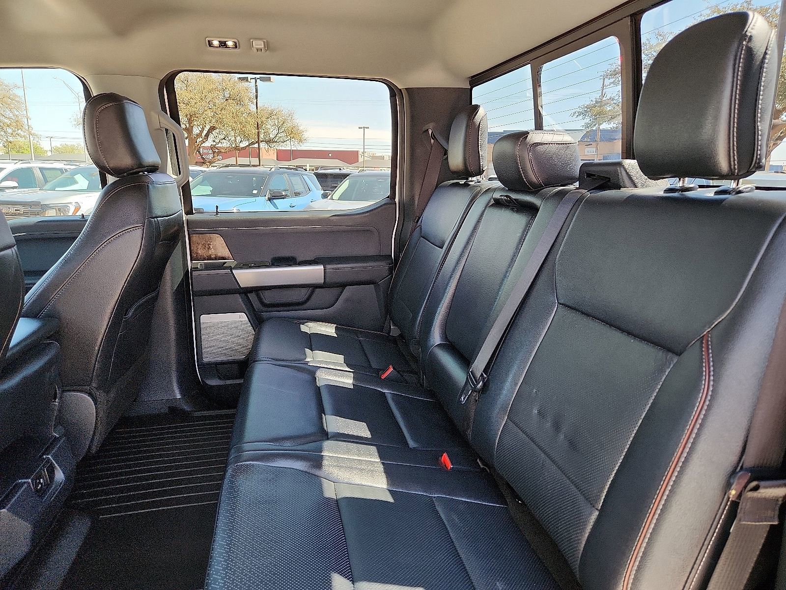 Used 2022 Ford F150 Lariat w/ Equipment Group 501A Mid image 10