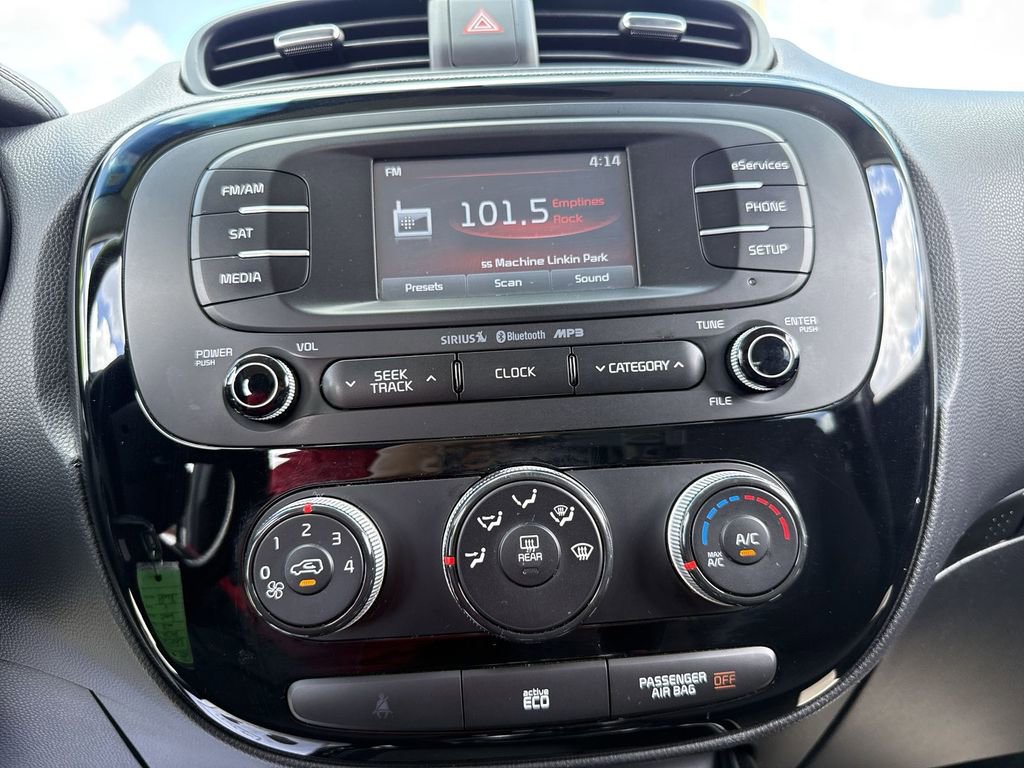 Used 2014 Kia Soul ! image 13