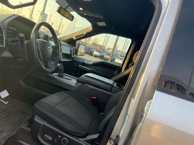 Used 2017 Ford F150 XLT w/ Equipment Group 302A Luxury image 15