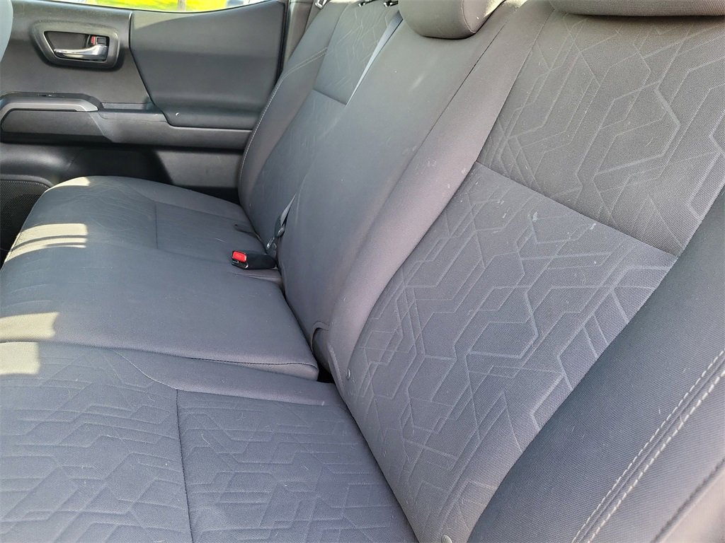 Used 2019 Toyota Tacoma TRD Off-Road w/ Technology Package image 14