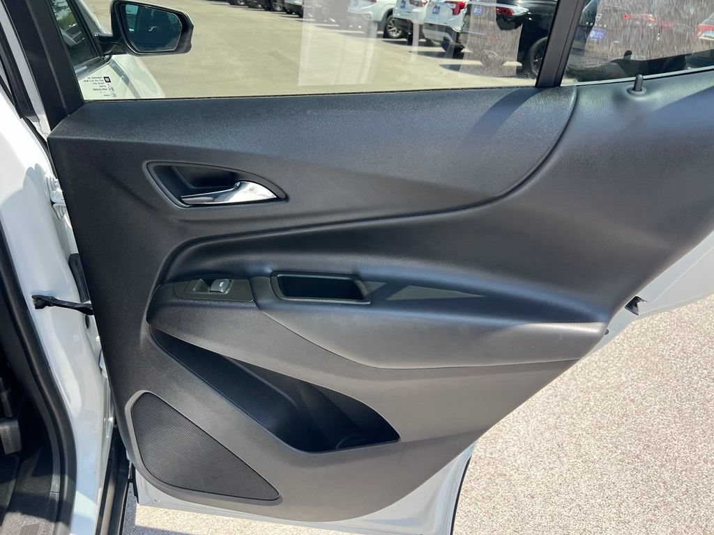 Used 2024 Chevrolet Equinox LT FWD image 23