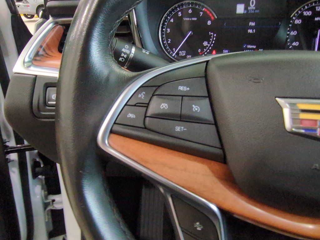 Used 2024 Cadillac XT5 Premium Luxury w/ LPO, Floor Liner Package AWD/4WD image 21