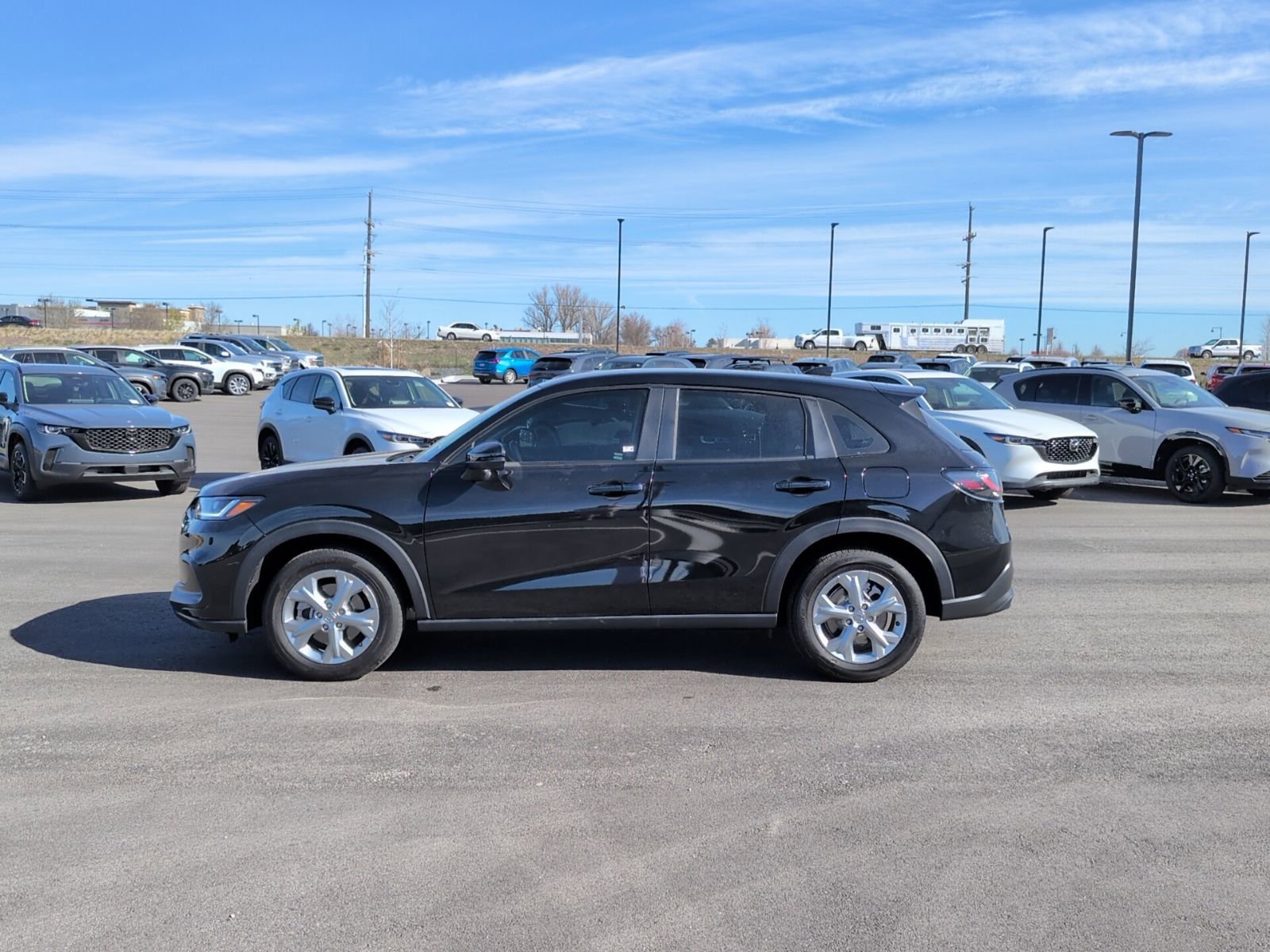 Used 2025 Honda HR-V LX image 4