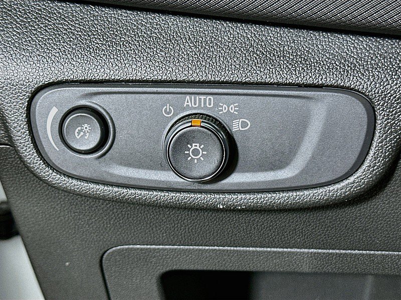 Used 2024 Chevrolet TrailBlazer LT FWD image 10
