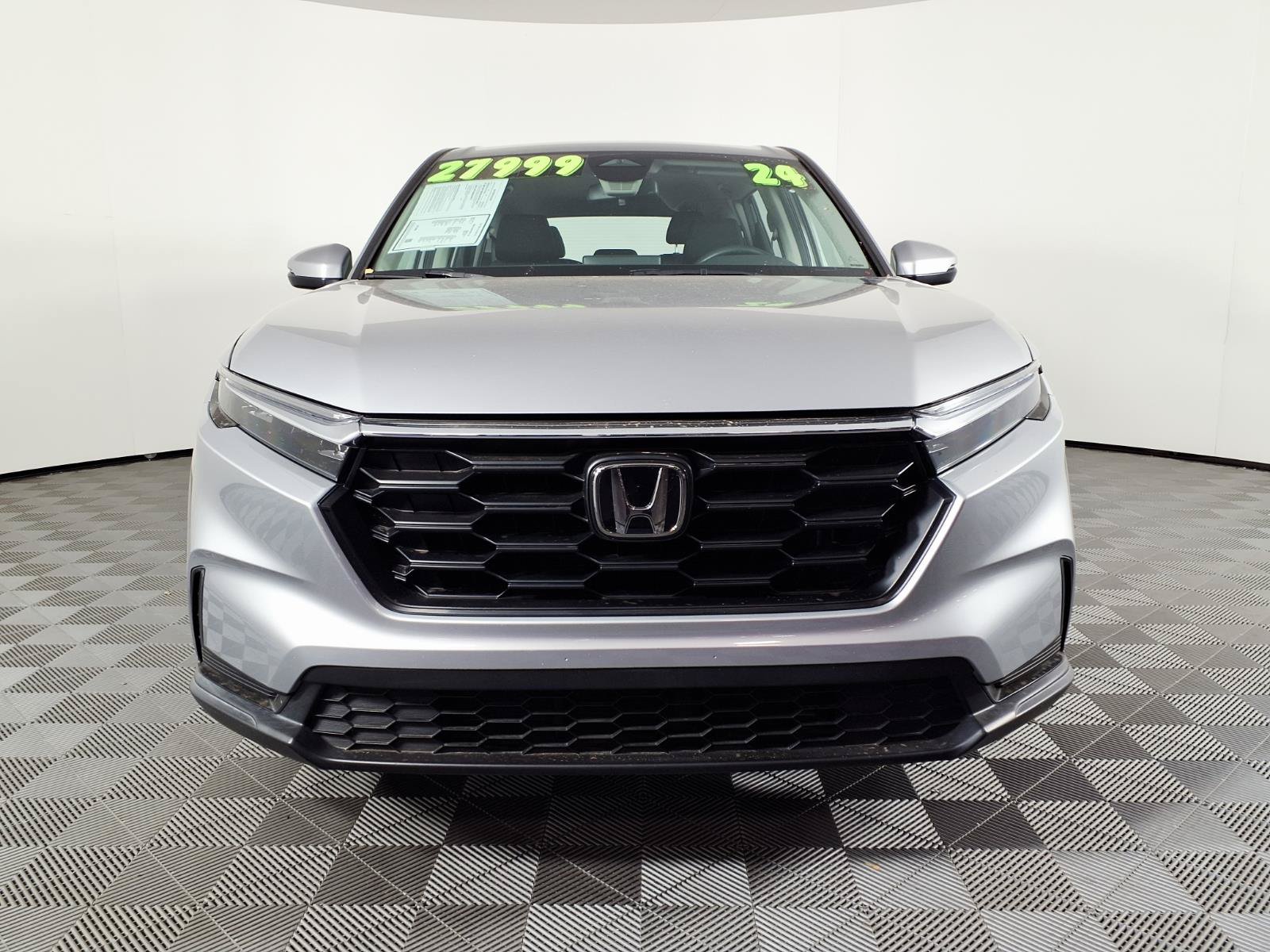 Used 2024 Honda CR-V LX image 2