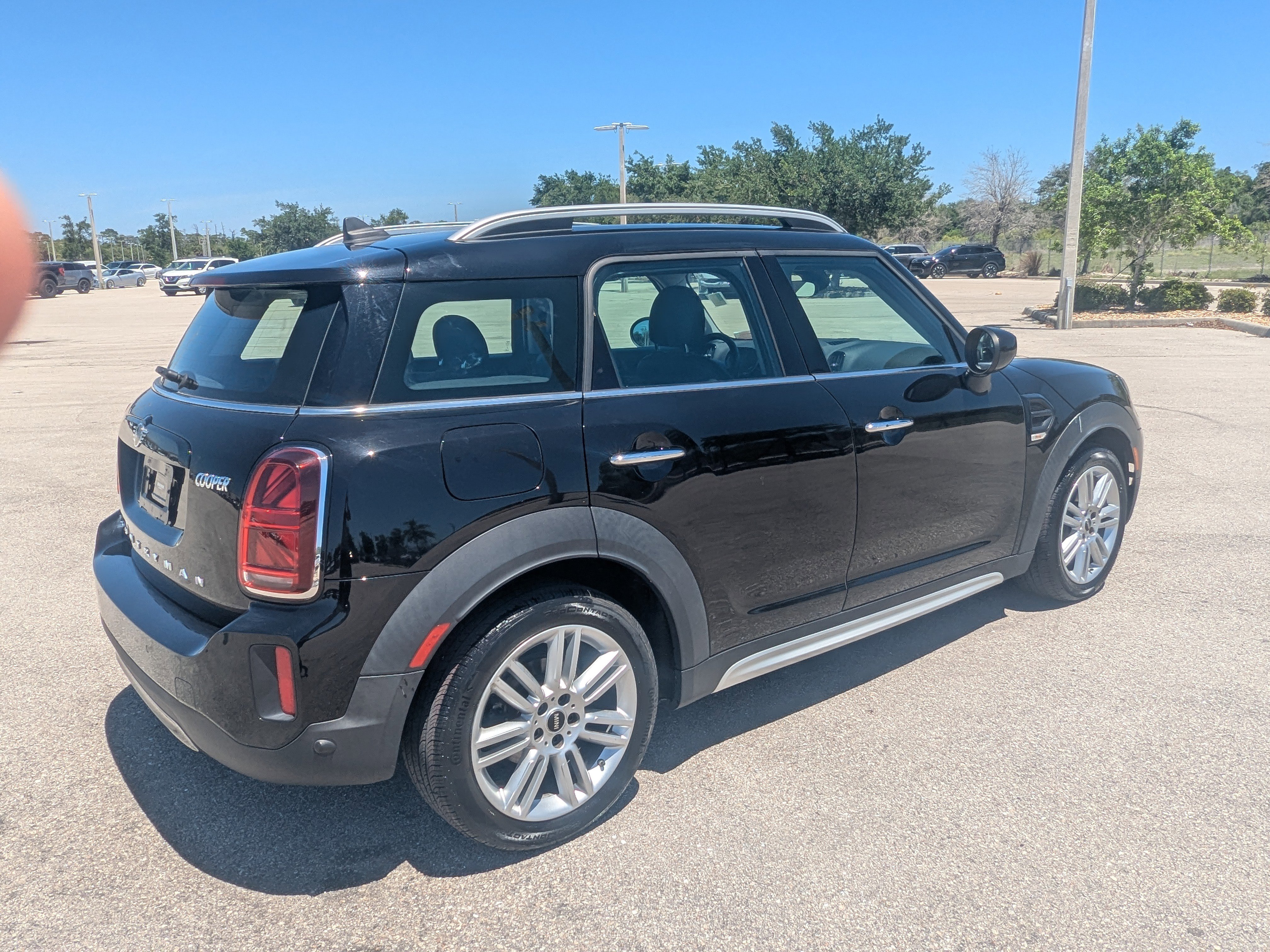 Used 2022 MINI Cooper Countryman image 6