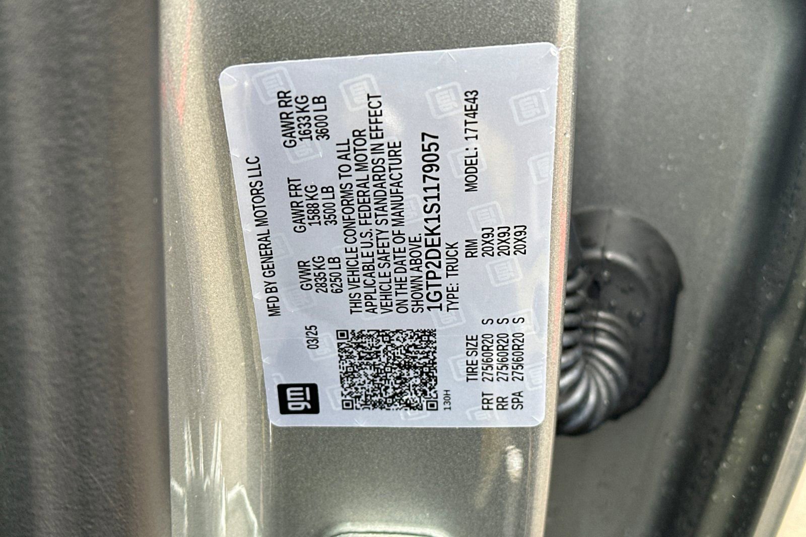 Used 2025 GMC Canyon AT4 w/ Nightfall Edition image 33