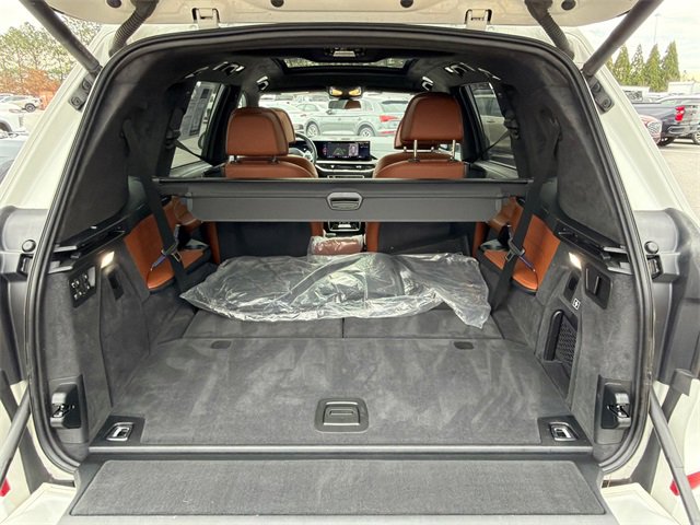 Used 2025 BMW X7 M60i image 19