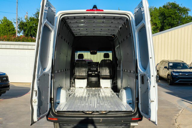 Used 2020 Mercedes-Benz Sprinter 2500 image 43