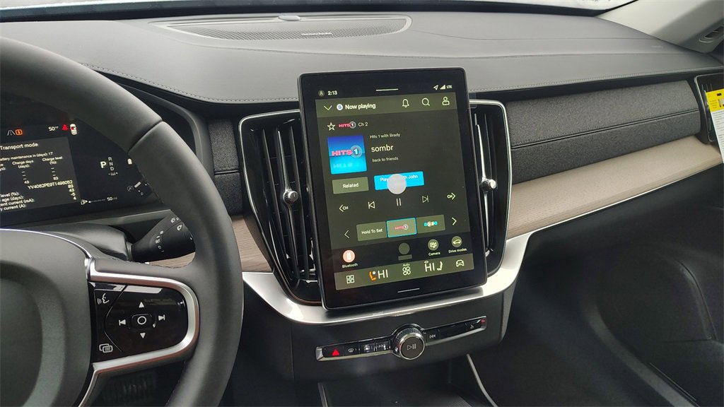 New 2026 Volvo XC90 B6 Plus image 18