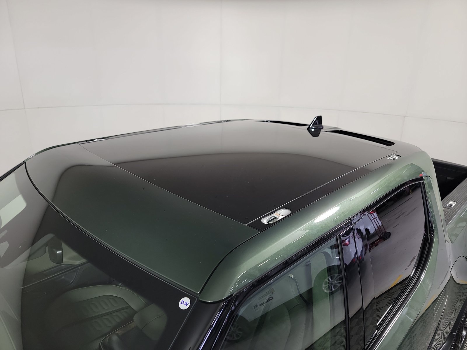 Used 2023 Rivian R1T Adventure Dual AWD/4WD image 13