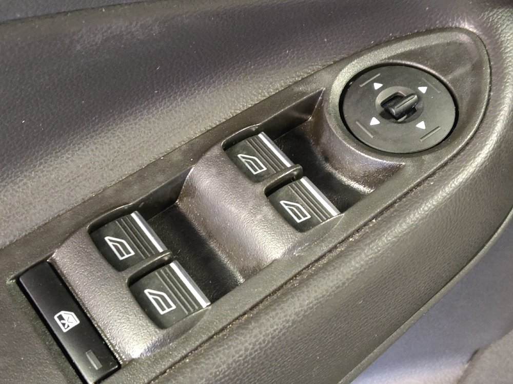 Used 2016 Ford C-MAX SE FWD image 27