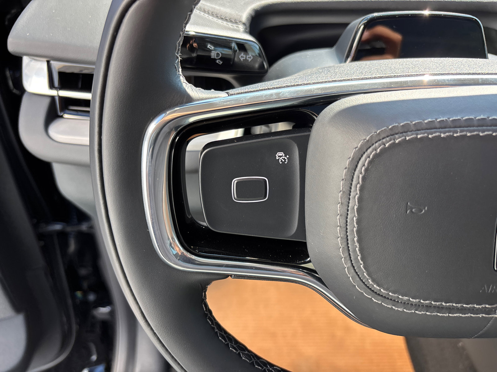 New 2025 Lincoln Navigator Reserve image 16