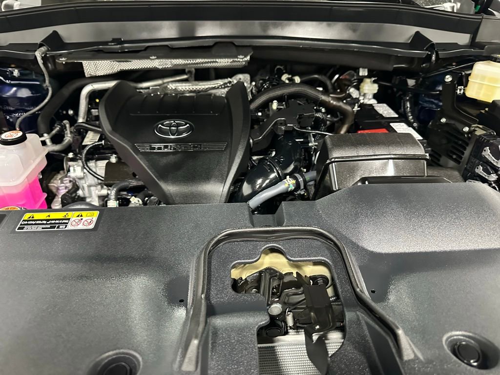 Used 2025 Toyota Grand Highlander AWD image 71