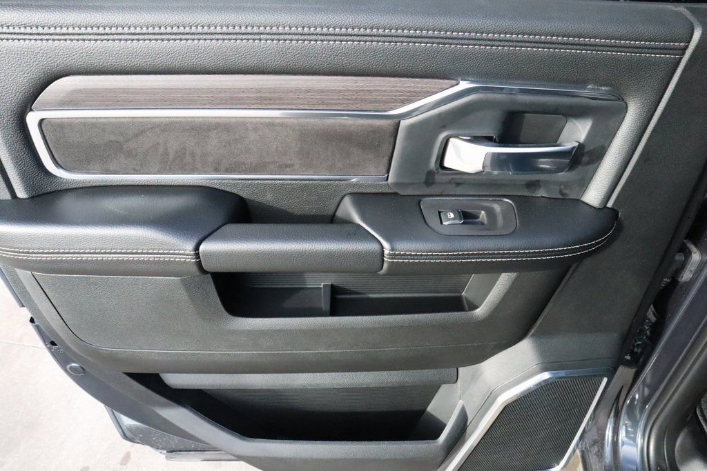 New 2026 RAM 2500 Laramie w/ Night Edition image 17