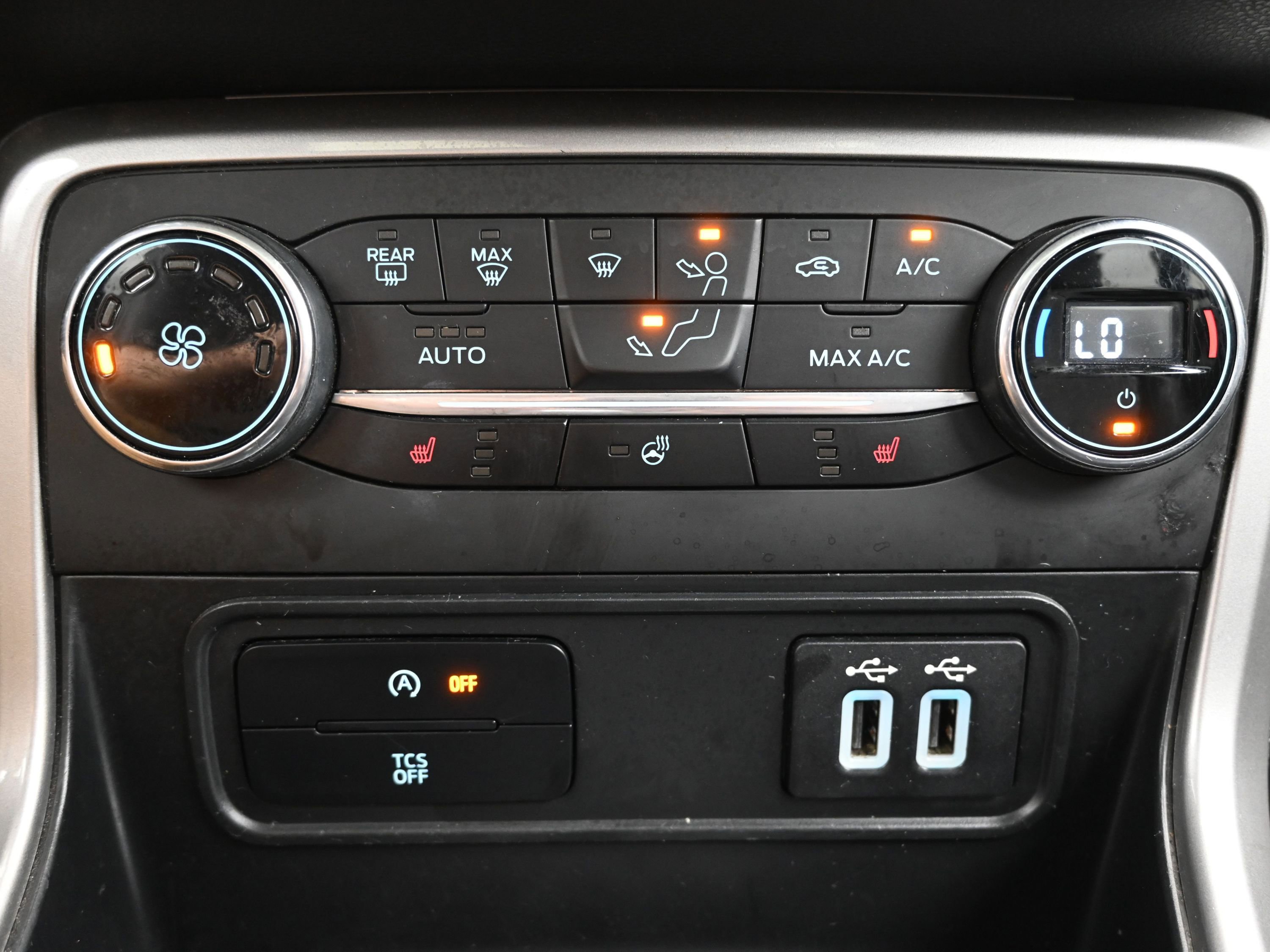 Used 2021 Ford EcoSport Titanium FWD image 17
