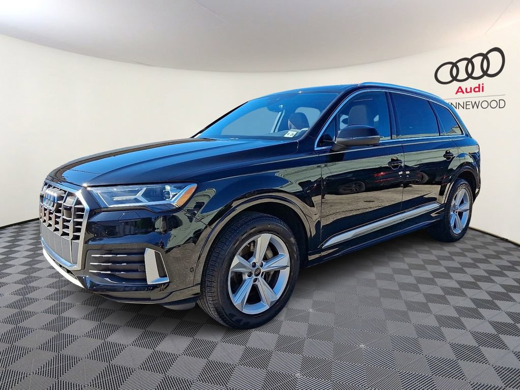 Used 2023 Audi Q7 2.0T Premium w/ Convenience Package AWD/4WD image 3