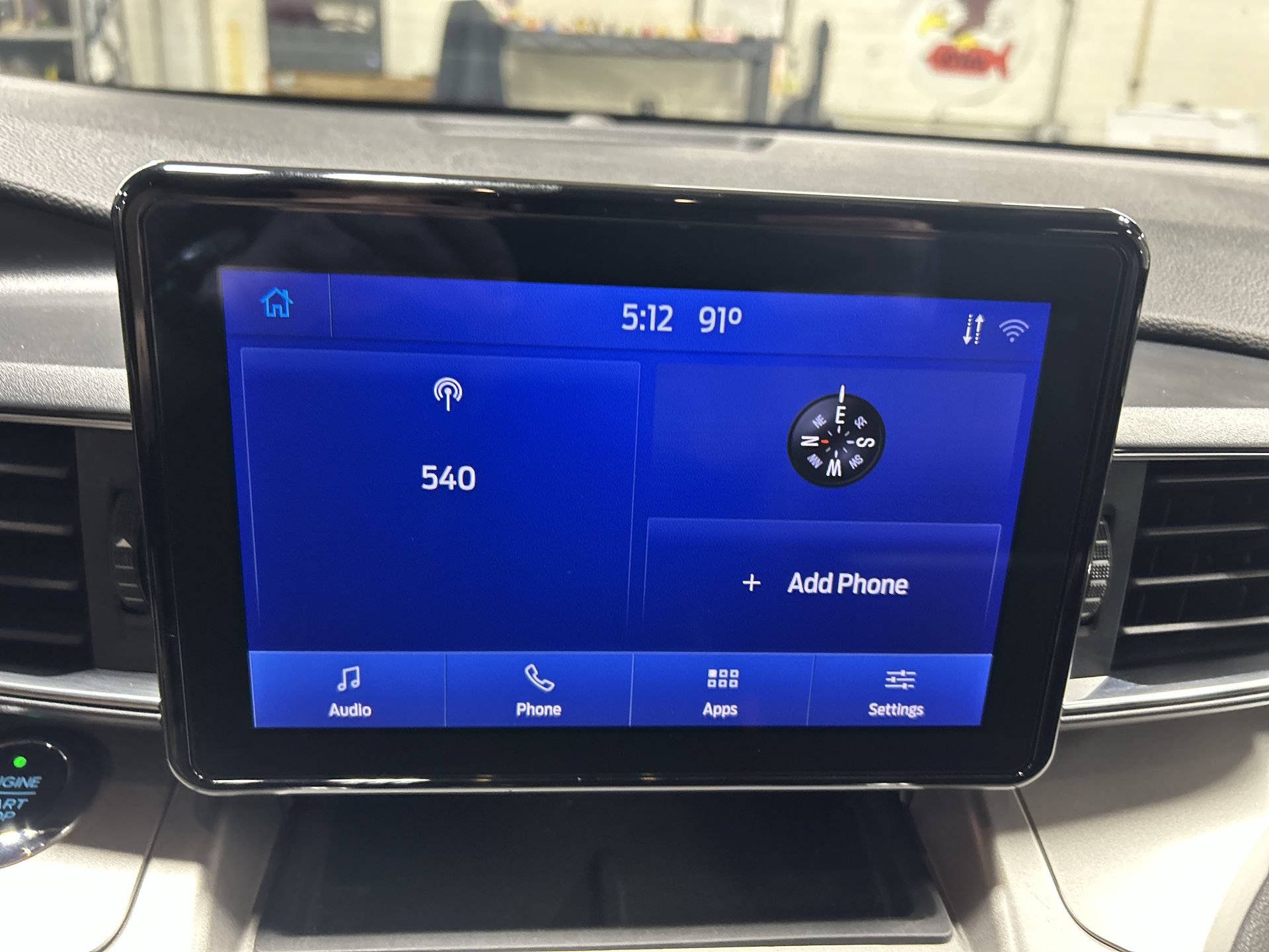 Used 2021 Ford Explorer XLT w/ Equipment Group 202A AWD/4WD image 15