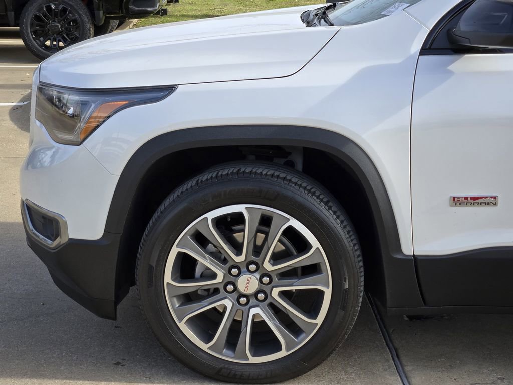 Used 2017 GMC Acadia SLT image 8