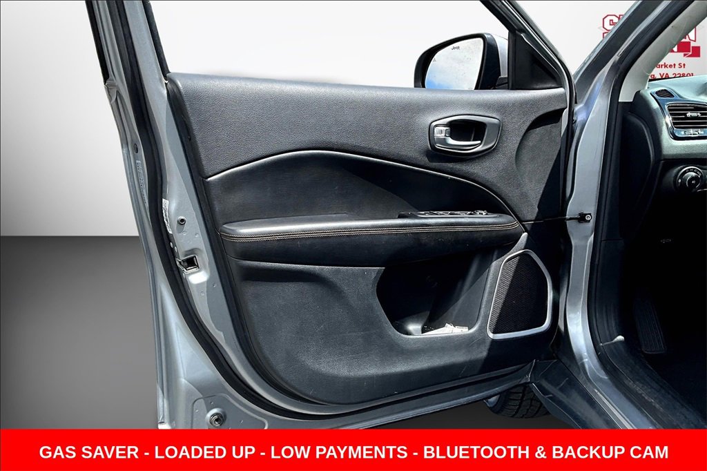 Used 2021 Jeep Compass Limited image 18