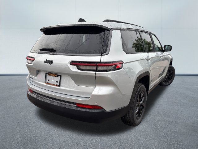 New 2026 Jeep Grand Cherokee L 4WD image 4