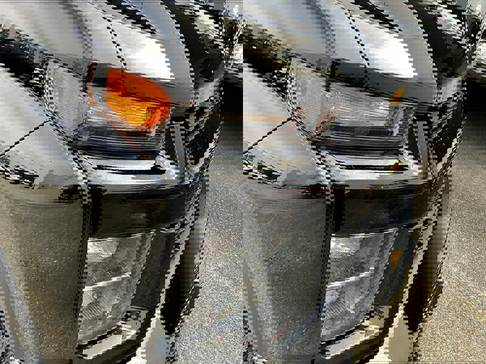 Used 2023 Chevrolet Silverado 2500 Custom w/ Custom Value Package image 34