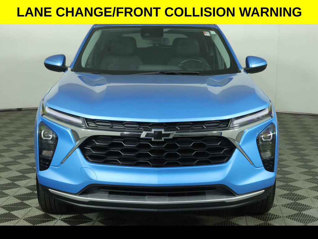 Used 2025 Chevrolet Trax LT w/ Driver Confidence Package FWD image 7