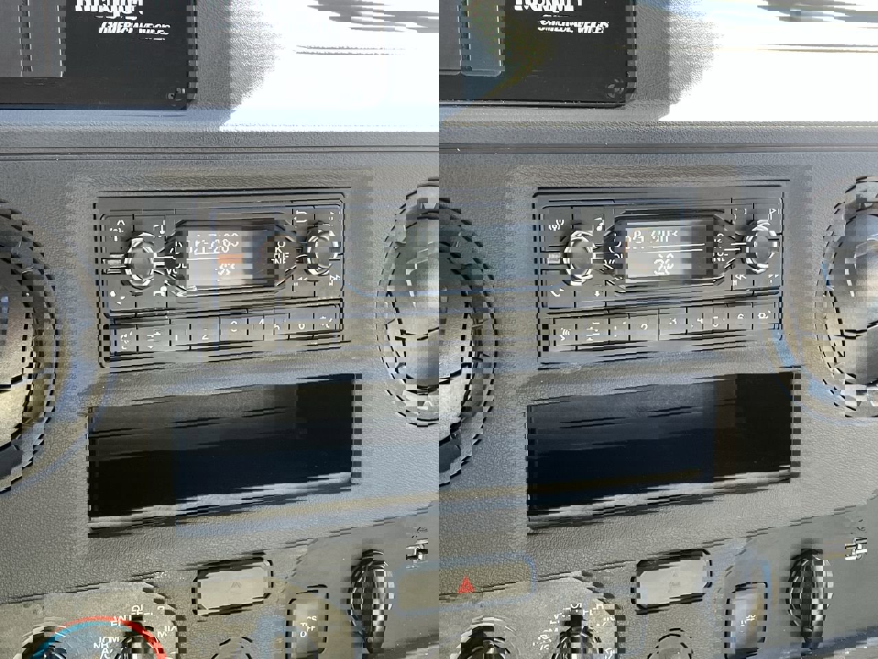 Certified 2024 Ford E-350 and Econoline 350 Super Duty w/ Power Windows & Locks Group image 15