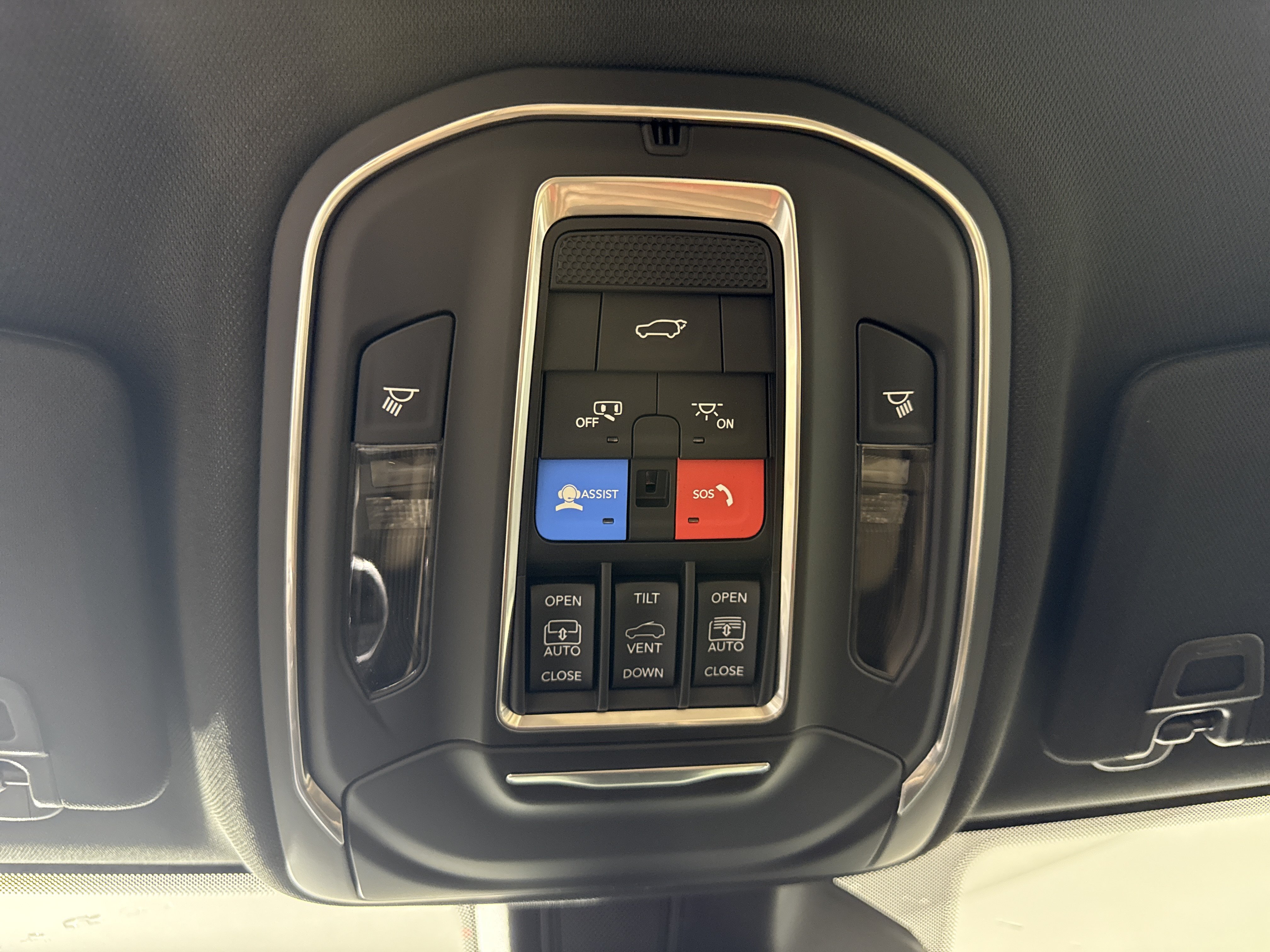 New 2025 Jeep Grand Cherokee Limited w/ Luxury Tech Group II AWD/4WD image 22