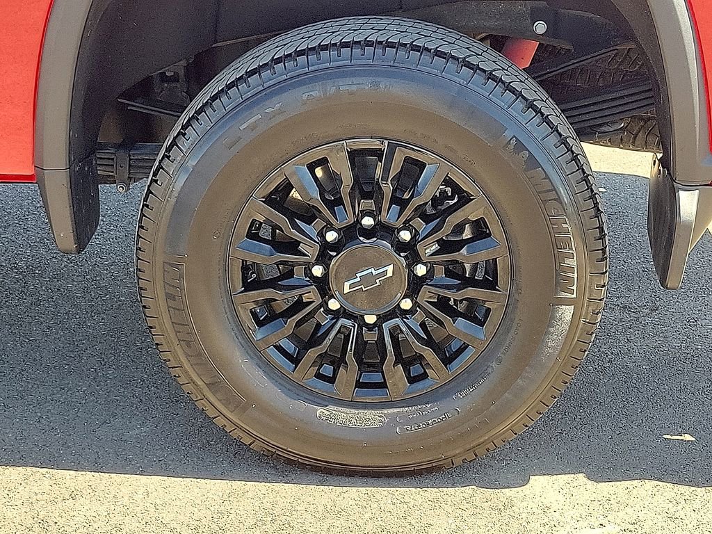 Used 2024 Chevrolet Silverado 3500 LTZ w/ LTZ Plus Package AWD/4WD image 10